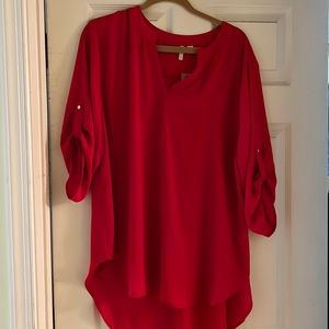 Red quarter sleeve blouse